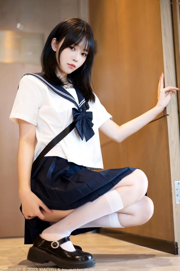    【XiaoYu语画界】奶瓶-水手服JK短裙私房写真，纯欲风白色内衣展示，清纯与性感的视觉冲撞，2023.08.08限定视觉盛宴第13张图片