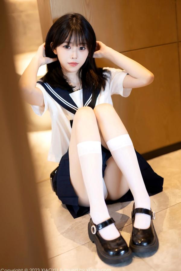    【XiaoYu语画界】奶瓶-水手服JK短裙私房写真，纯欲风白色内衣展示，清纯与性感的视觉冲撞，2023.08.08限定视觉盛宴第18张图片