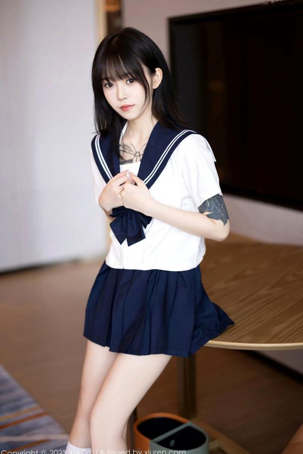    【XiaoYu语画界】奶瓶-水手服JK短裙私房写真，纯欲风白色内衣展示，清纯与性感的视觉冲撞，2023.08.08限定视觉盛宴第23张图片