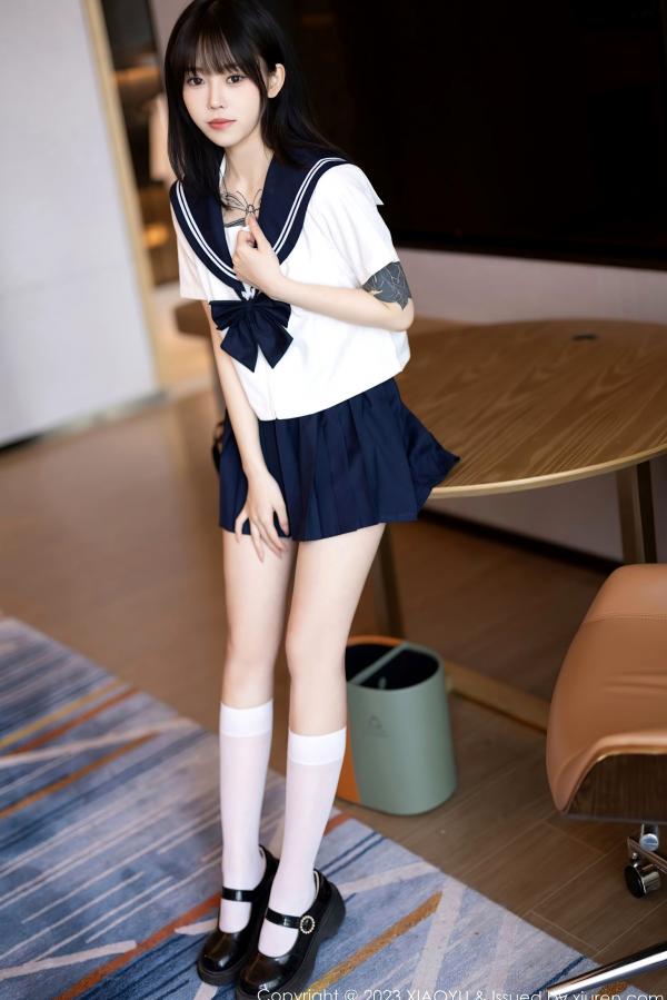    【XiaoYu语画界】奶瓶-水手服JK短裙私房写真，纯欲风白色内衣展示，清纯与性感的视觉冲撞，2023.08.08限定视觉盛宴第24张图片