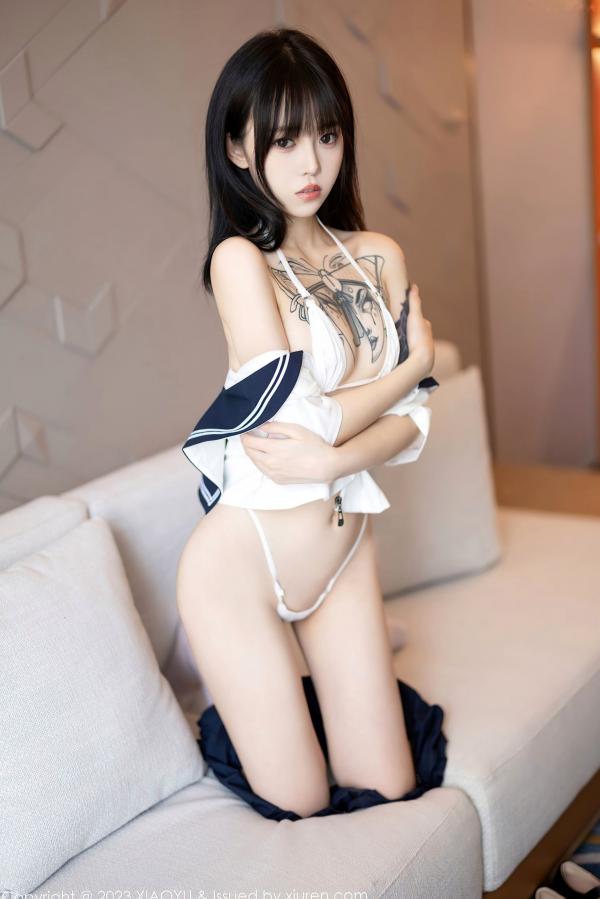    【XiaoYu语画界】奶瓶-水手服JK短裙私房写真，纯欲风白色内衣展示，清纯与性感的视觉冲撞，2023.08.08限定视觉盛宴第40张图片