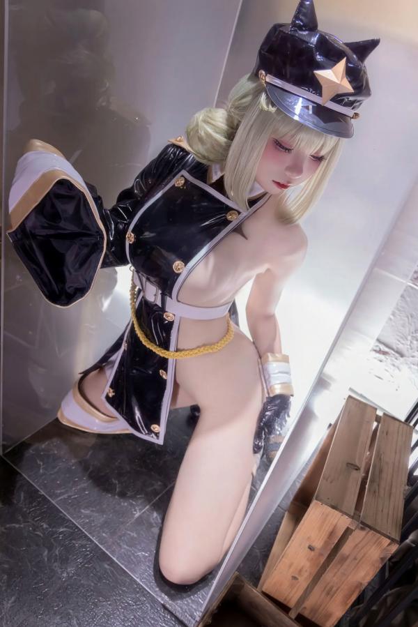    纸悦Etsu_ko - 憧憬成为魔法少女 阿良河基维角色扮演，黑丝漆皮禁锢风性感写真，极致视觉诱惑 [38P]第17张图片
