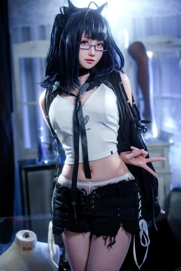    焖焖碳 - 黑茶子 Cosplay角色扮演，动漫风异瞳猫耳美少女，冷艳诱惑私房写真 [22P]第1张图片