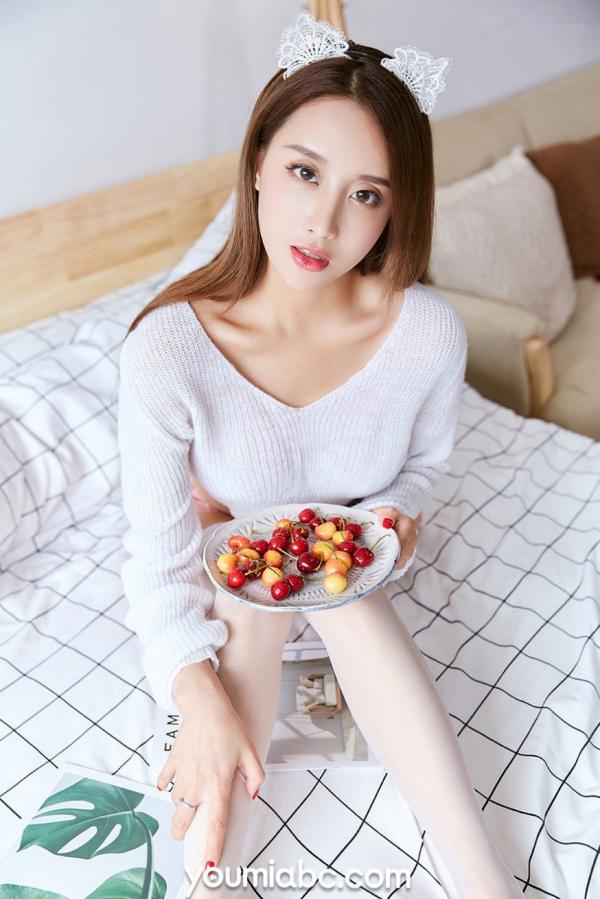    YouMi尤蜜-筱慧《樱桃小妹》私房照，纯欲蕾丝内衣诱惑，展现皮肤白嫩与曼妙身姿，无圣光大尺度唯美写真第18张图片