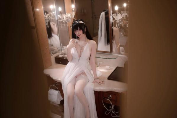    屿鱼 - 碧蓝航线大凤誓约婚纱私房，大尺度角色扮演，极致诱惑高颜值视觉盛宴 [50P]第22张图片