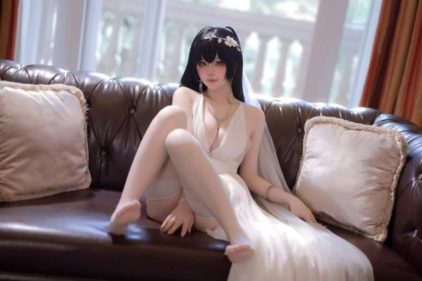   屿鱼 - 碧蓝航线大凤誓约婚纱私房，大尺度角色扮演，极致诱惑高颜值视觉盛宴 [50P]第40张图片
