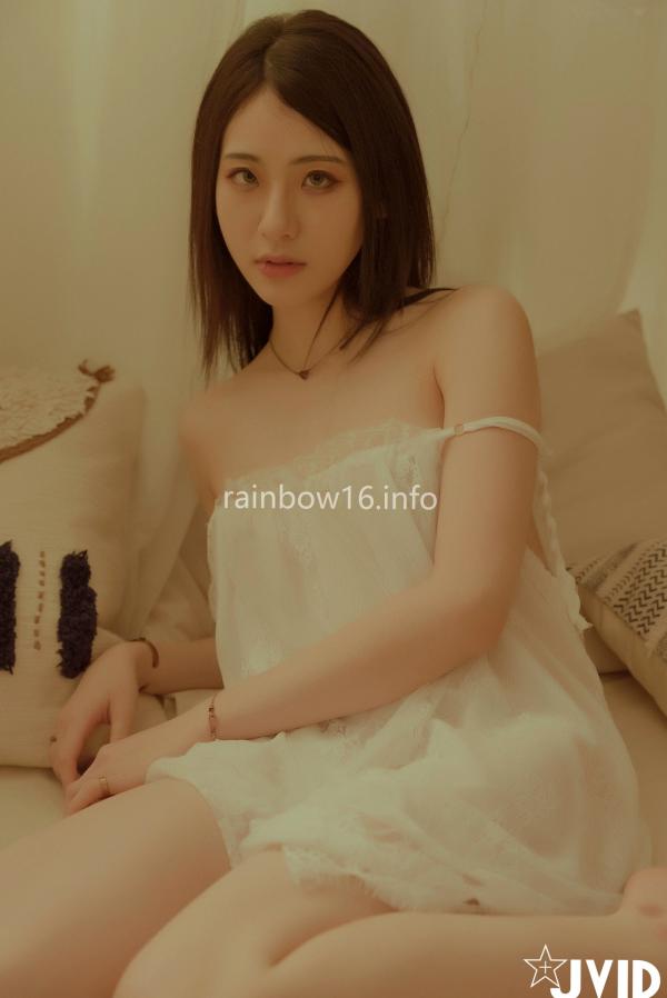    JVID-阿黎-最初的小美好：治愈系室内私房写真，白色蕾丝内衣尽显纯欲诱惑，展现绝美身材与清纯气质第41张图片