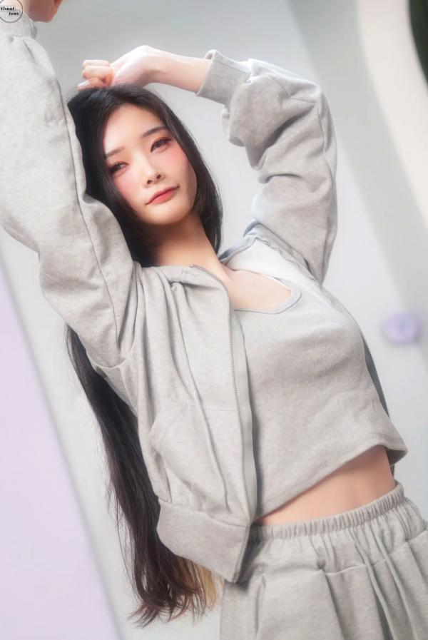    [Visual Lens] Harang - 居家健身时刻，极致撩人小蛮腰，清新私房运动风写真 [52P]第3张图片