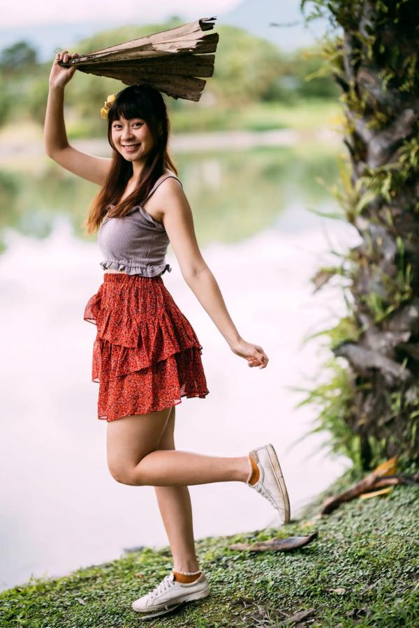    若颖 - 云山水清新治愈风森林花园外拍人像写真 [93P]第67张图片