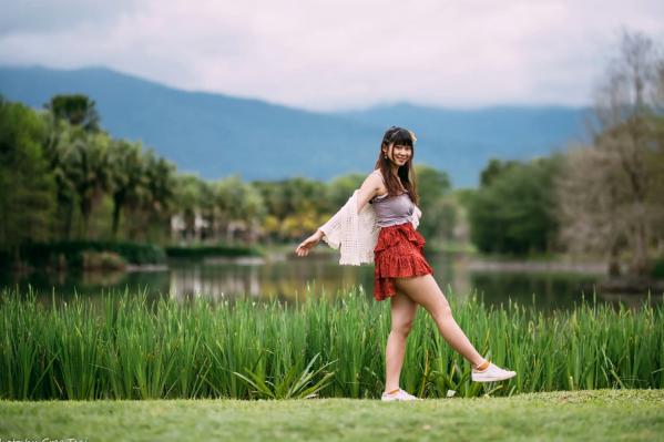    若颖 - 云山水清新治愈风森林花园外拍人像写真 [93P]第77张图片