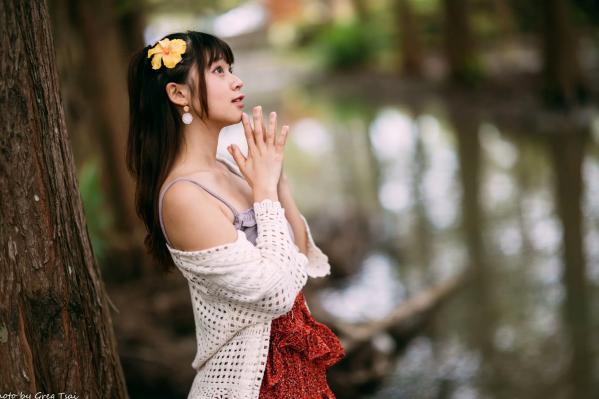    若颖 - 云山水清新治愈风森林花园外拍人像写真 [93P]第85张图片
