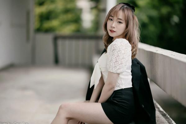    娃娃 - 气质优雅职业风私房照，简约质感蕾丝搭配时尚西装，绝美写真 [129P]第106张图片
