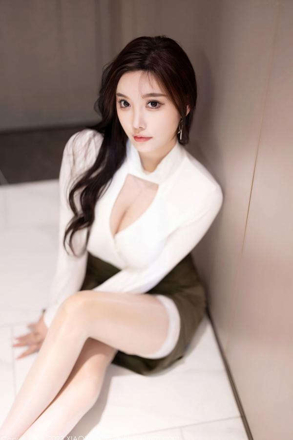 杨晨晨 sugar小甜心CC  XiaoYu语画界-杨晨晨Yome-极致性感黑色蕾丝内衣与气质私房写真-黑丝长腿诱惑-无圣光大尺度第11张图片