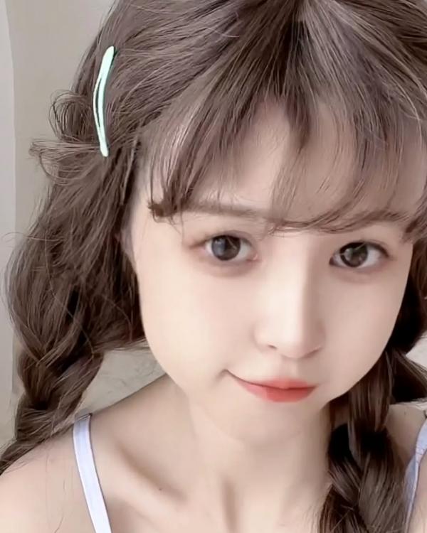    美少女晕崽 - 绿色连体泳衣清新感与性感诱惑写真 [50P]第50张图片
