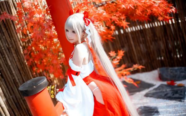    是三不是世w - 碧蓝航线可畏巫女COS，清纯少女和风祭典礼服私房照，极品角色扮演21P第1张图片