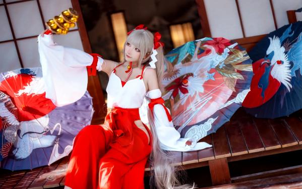    是三不是世w - 碧蓝航线可畏巫女COS，清纯少女和风祭典礼服私房照，极品角色扮演21P第5张图片