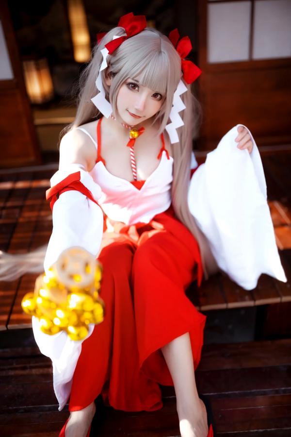    是三不是世w - 碧蓝航线可畏巫女COS，清纯少女和风祭典礼服私房照，极品角色扮演21P第14张图片