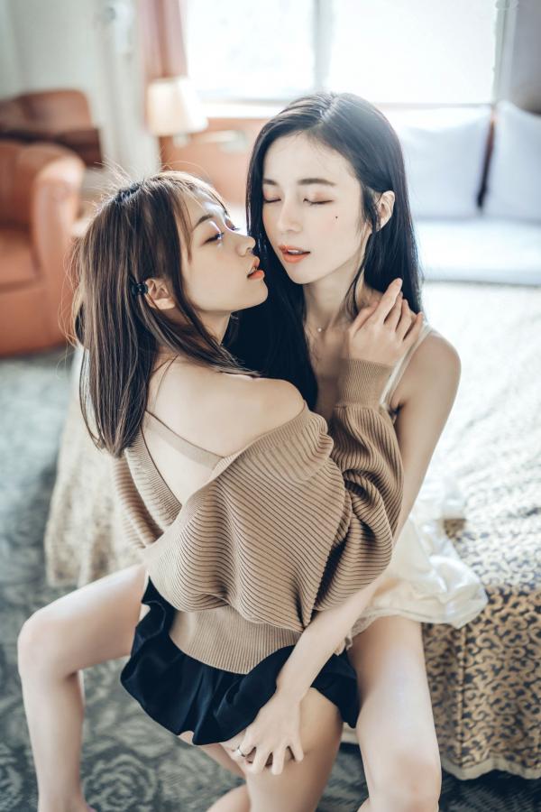    JVID辰辰&妍妍：我的大小女友，情人节酒店私房写真，超透薄纱性感诱惑第9张图片