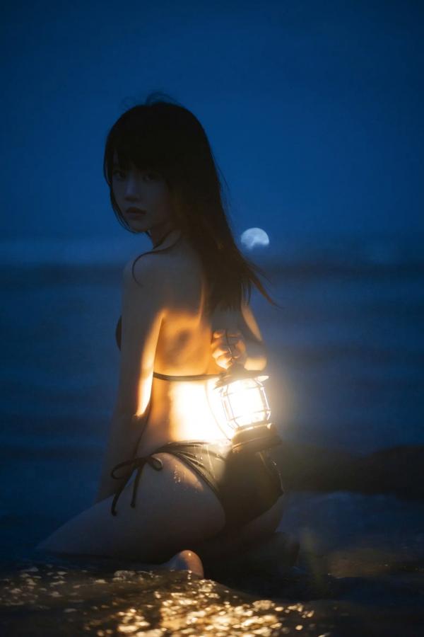    桜桃喵 - 晚星 夜色海边比基尼灯光氛围感私房写真 [18P]第13张图片