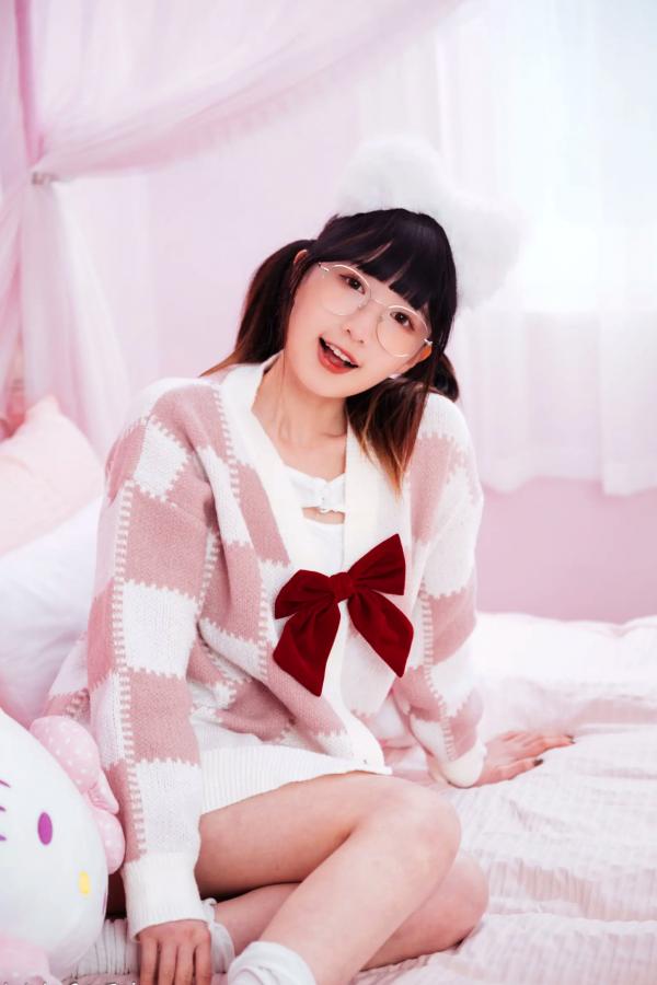    柯姿 - 小兔兔可爱少女写真，粉色卧室玩偶空间治愈系日常 [89P]第23张图片