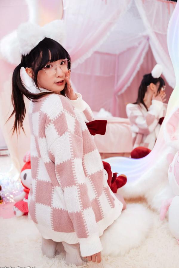    柯姿 - 小兔兔可爱少女写真，粉色卧室玩偶空间治愈系日常 [89P]第55张图片