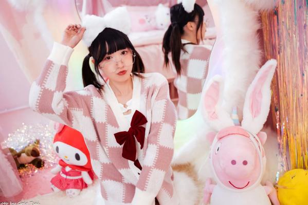    柯姿 - 小兔兔可爱少女写真，粉色卧室玩偶空间治愈系日常 [89P]第65张图片