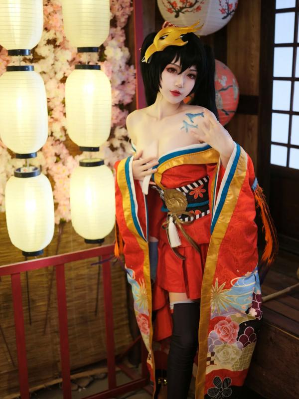    一米八的大梨子 - 碧蓝航线大凤和服角色扮演，唯美樱花与精致日式私房照，展现极致傲人曲线 [31P]第14张图片