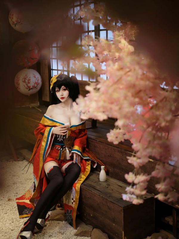    一米八的大梨子 - 碧蓝航线大凤和服角色扮演，唯美樱花与精致日式私房照，展现极致傲人曲线 [31P]第16张图片
