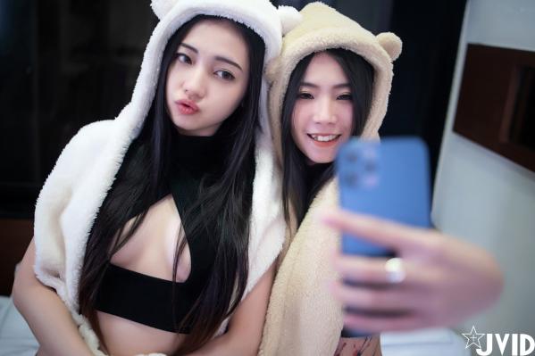    JVID-夏暮光与夏語奈双人体验-卧室私房照，女女大尺度性感互动，极致诱惑视觉盛宴第5张图片