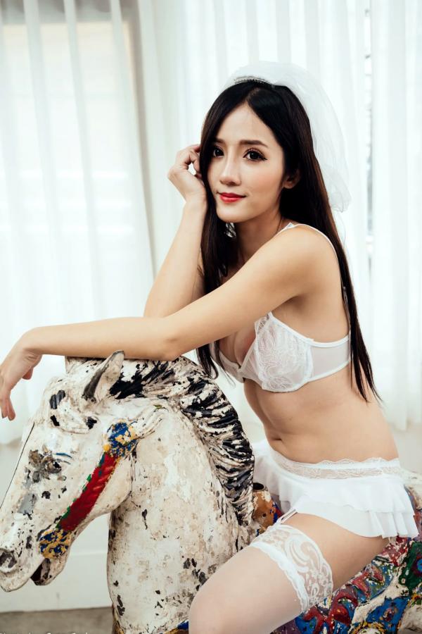    Gogo - 唯美蕾丝内衣棚拍，清新诱惑与精致头纱的梦幻写真 [175P]第55张图片