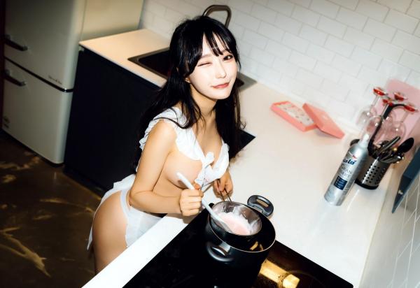    韩国美女Jucy合作特辑：情人节极致火辣私房照，高清无圣光呈现，火辣双人性感互动，尽显诱人曲线与大胆风格第1张图片