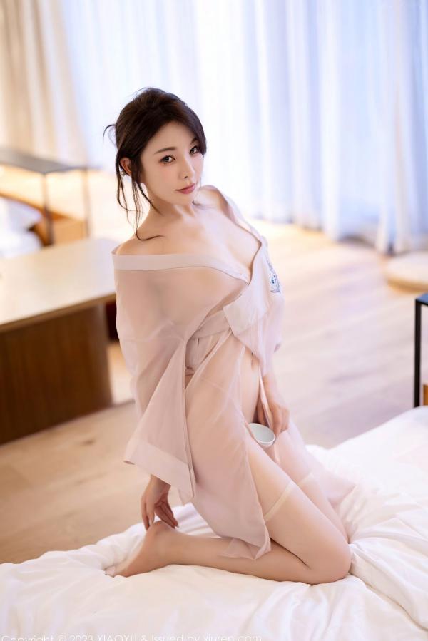徐莉芝Booty 陈芝  XiaoYu语画界-1076-徐莉芝：浅粉透视和服湿身诱惑，慵懒私房照展现极致气质第33张图片