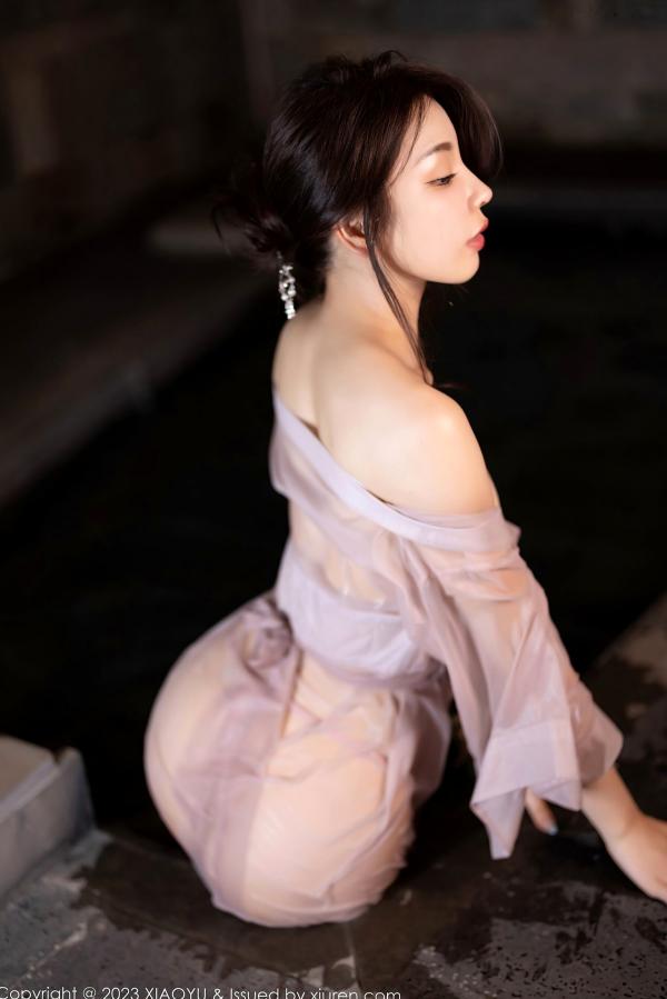 徐莉芝Booty 陈芝  XiaoYu语画界-1076-徐莉芝：浅粉透视和服湿身诱惑，慵懒私房照展现极致气质第62张图片