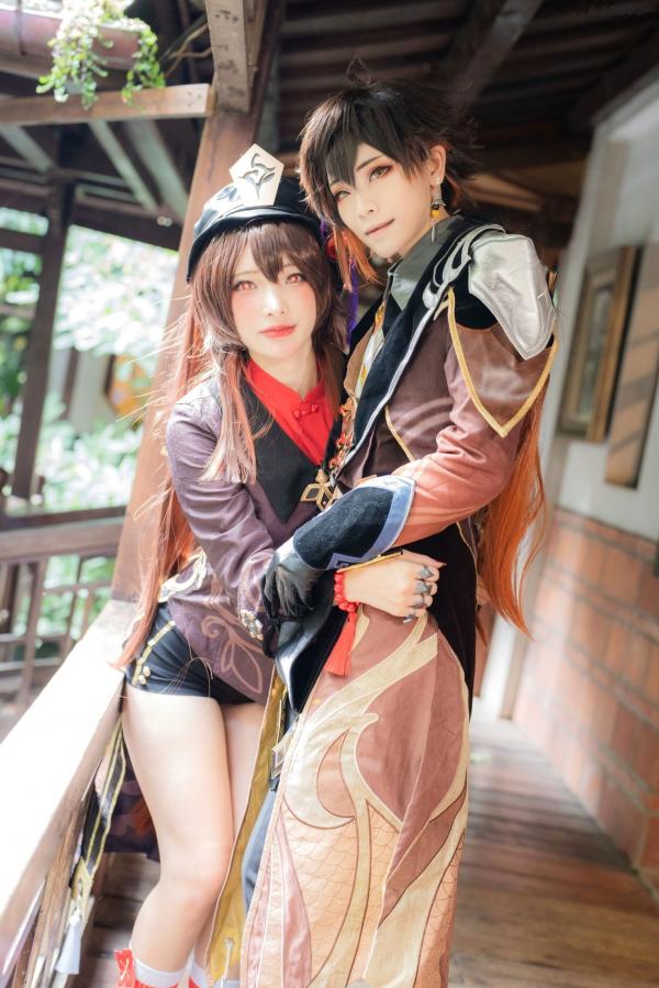    Fantasy-Factory小丁Ding与搭档双人组：原神往生堂胡桃钟离高质量Cosplay精选，古风场景绝美大片，2022.12作品第1张图片