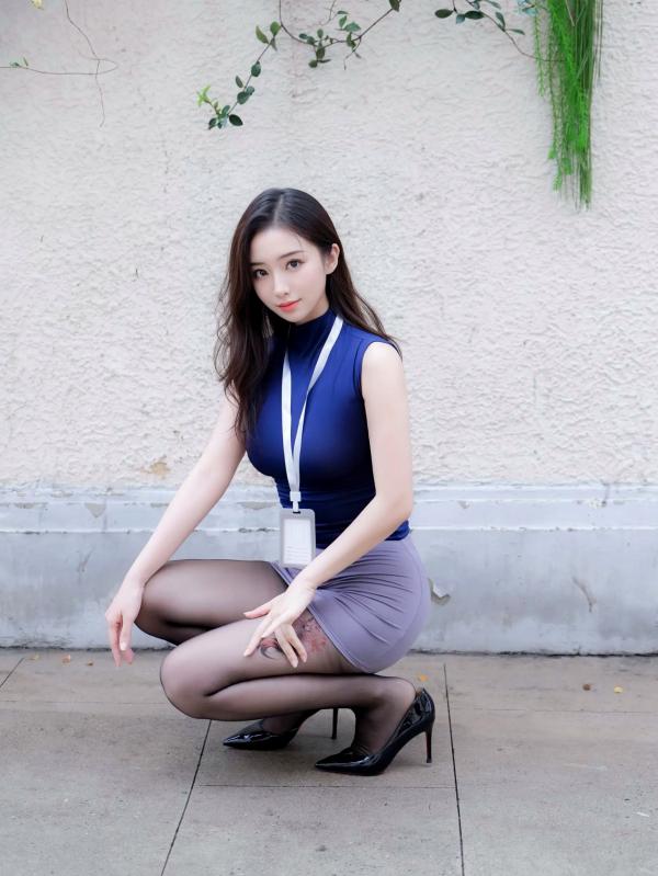    楠芝 - 极品OL职场诱惑制服黑丝，性感私房照，气质御姐完美身材大尺度写真 [90P]第78张图片