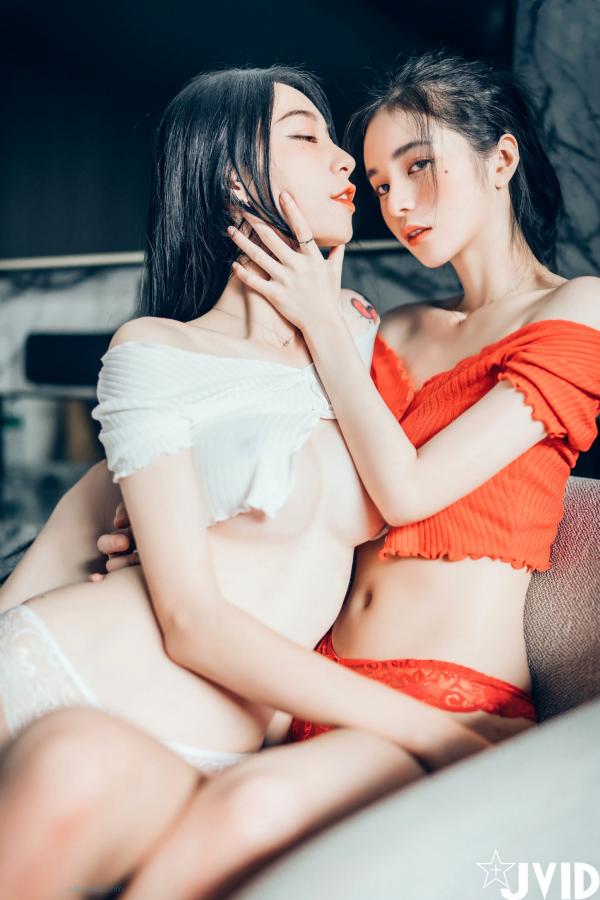    JVID-飘飘-辰辰-妍妍-仙仙-SS级女神私房诱惑写真，性感蕾丝内衣与紧身运动装碰撞，展现超高颜值绝美曲线，视觉盛宴-2022.01.28第14张图片