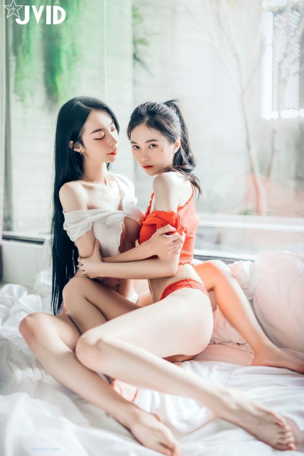    JVID-飘飘-辰辰-妍妍-仙仙-SS级女神私房诱惑写真，性感蕾丝内衣与紧身运动装碰撞，展现超高颜值绝美曲线，视觉盛宴-2022.01.28第40张图片
