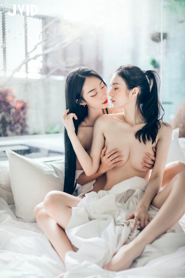    JVID-飘飘-辰辰-妍妍-仙仙-SS级女神私房诱惑写真，性感蕾丝内衣与紧身运动装碰撞，展现超高颜值绝美曲线，视觉盛宴-2022.01.28第49张图片