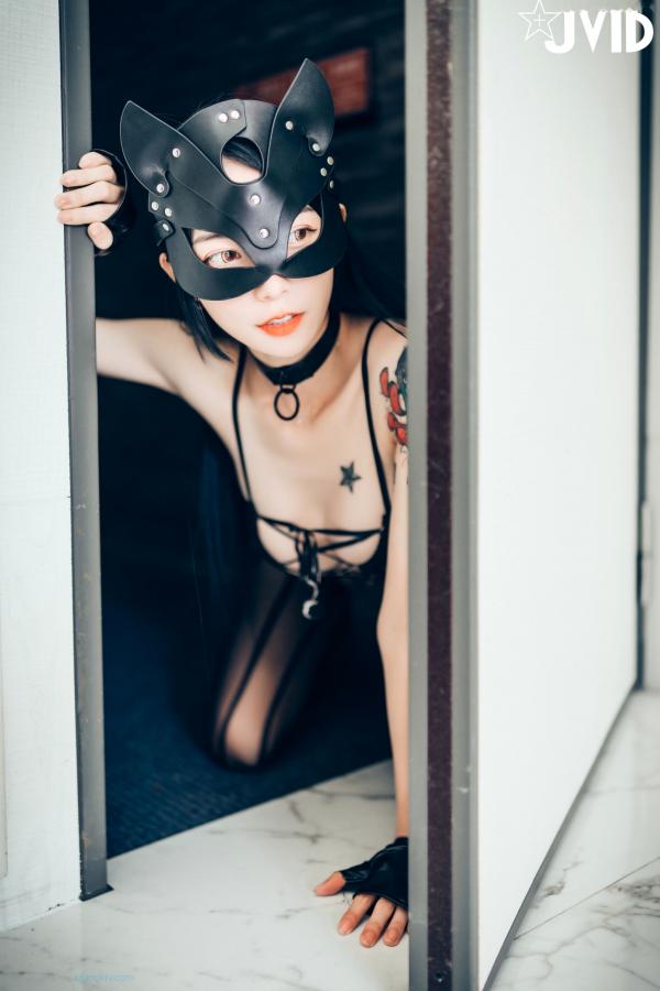    JVID-飘飘-辰辰-妍妍-仙仙-SS级女神私房诱惑写真，性感蕾丝内衣与紧身运动装碰撞，展现超高颜值绝美曲线，视觉盛宴-2022.01.28第56张图片