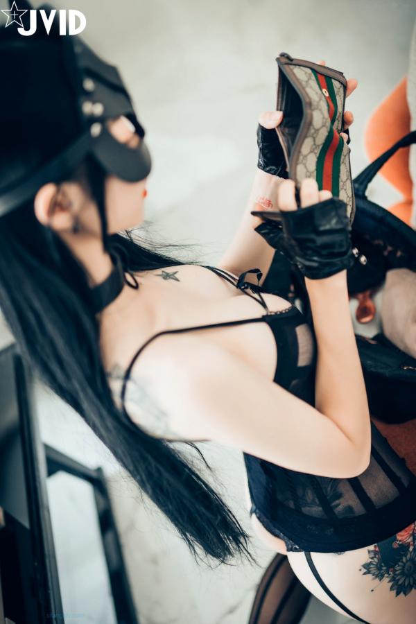    JVID-飘飘-辰辰-妍妍-仙仙-SS级女神私房诱惑写真，性感蕾丝内衣与紧身运动装碰撞，展现超高颜值绝美曲线，视觉盛宴-2022.01.28第58张图片