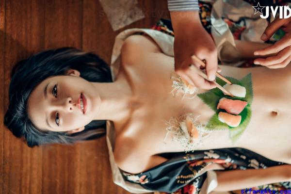    JVID妍妍-日系私房居家写真-裸体厨娘女体盛宴-清纯短发唯美诱惑-2021.05.09第64张图片