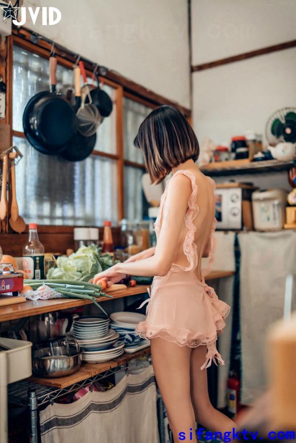    JVID妍妍-日系私房居家写真-裸体厨娘女体盛宴-清纯短发唯美诱惑-2021.05.09第107张图片