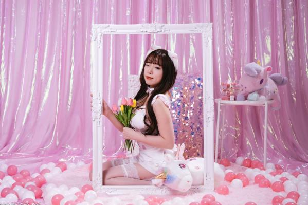    《娃娃 - 可爱女仆梦幻粉色系主题，软萌猫耳少女与独角兽的甜美私房写真 [146P]》第90张图片
