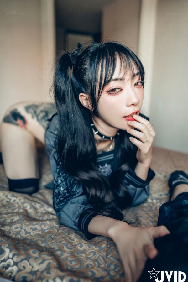    JVID-飘飘-色色妄想系列-校花也是大姐頭-2022.11.27第18张图片