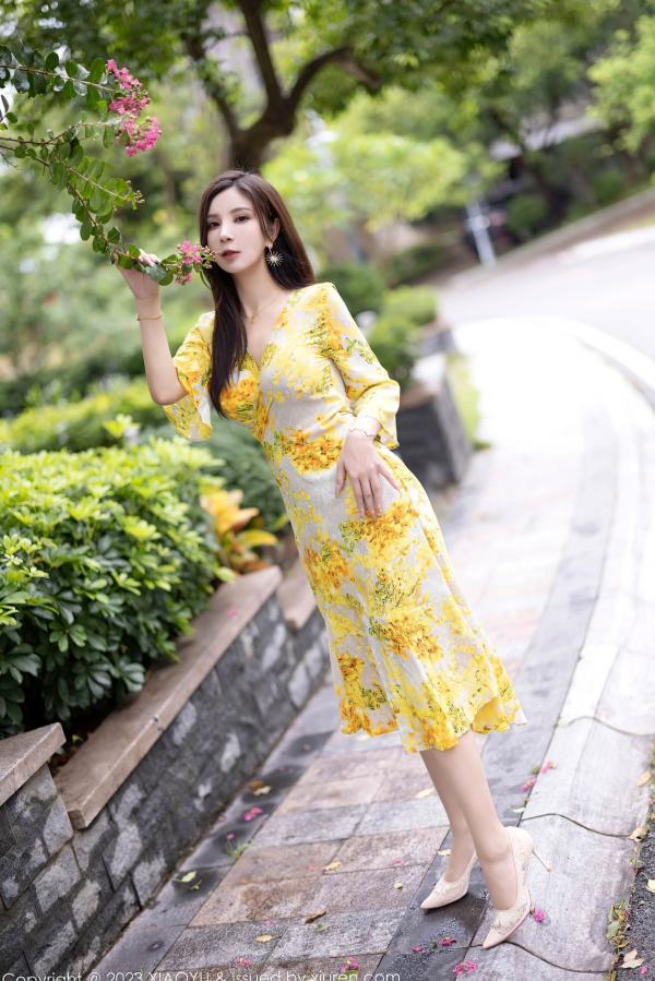    XiaoYu语画界-1066-小蛮妖Yummy-贵州旅拍私房照-性感花长裙与大尺度内衣写真-极品女神-2023.07.10第15张图片
