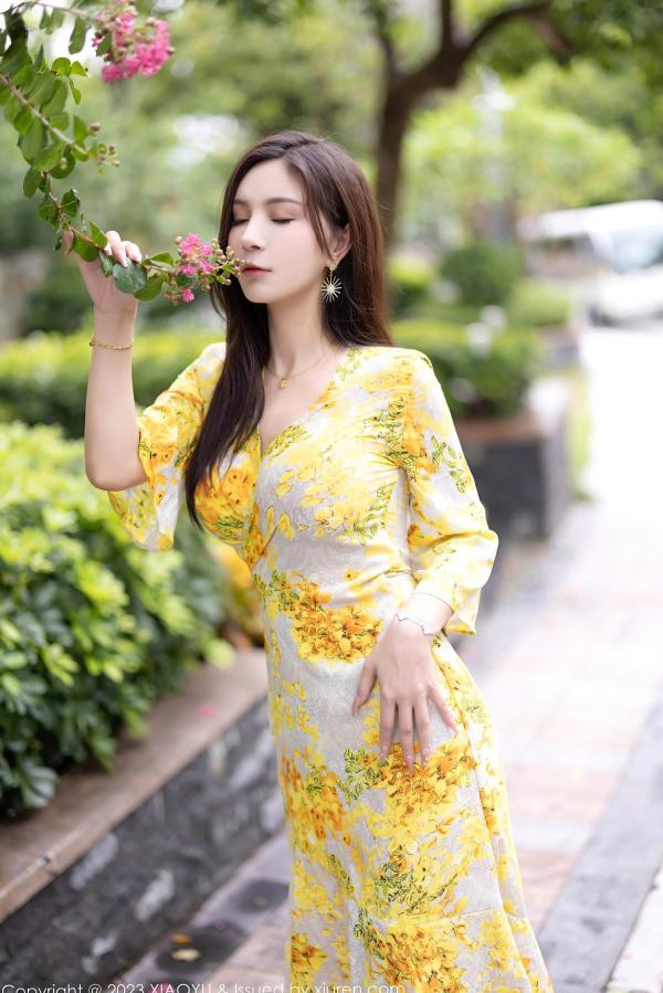    XiaoYu语画界-1066-小蛮妖Yummy-贵州旅拍私房照-性感花长裙与大尺度内衣写真-极品女神-2023.07.10第16张图片