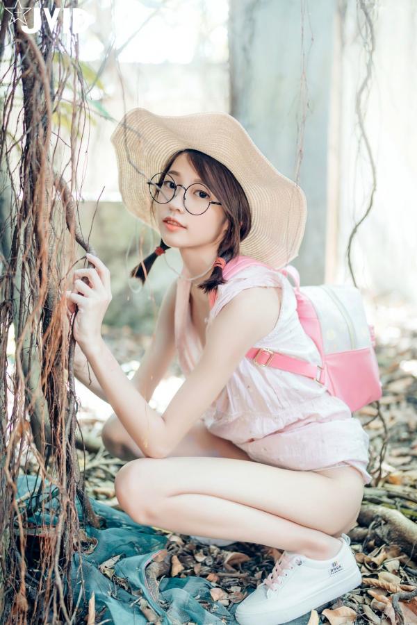    JVID-妍妍-抓精虫的小女孩-No.565第7张图片