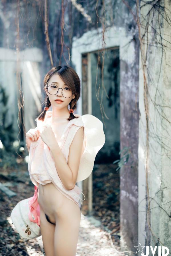    JVID-妍妍-抓精虫的小女孩-No.565第136张图片