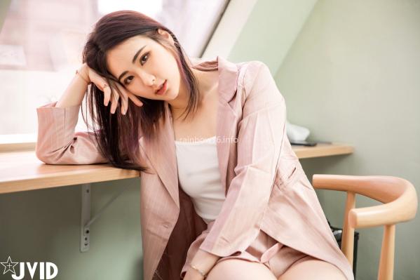    JVID-阿黎-公司新来的霸气女业务-职场精英制服诱惑-酒店私房写真-大尺度性感美图第7张图片