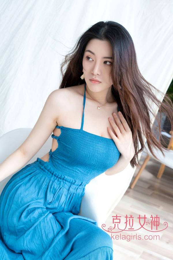    KelaGirls克拉女神百琳-《玉足添香》唯美私房写真，清纯气质与精致玉足的极致魅力，清新蓝色长裙尽显优雅诱惑第6张图片